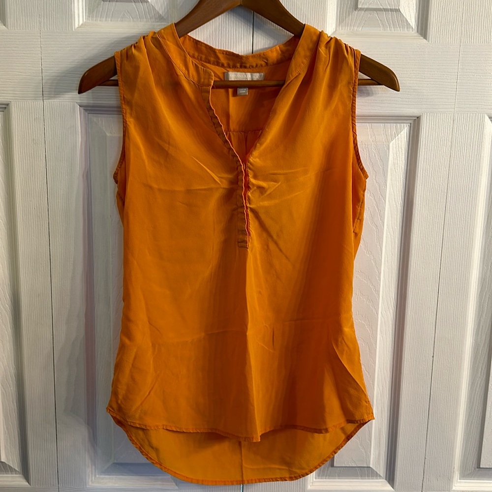 Women’s Banana Republic, silk sleeveless blouse, size 4